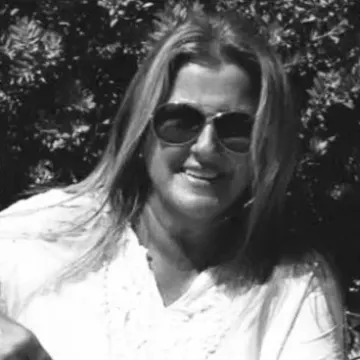 Luisa Brugnaro, Associato Junior APHSI